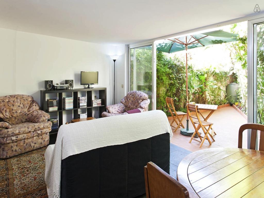 Apartment With Private Garden 波尔图 外观 照片